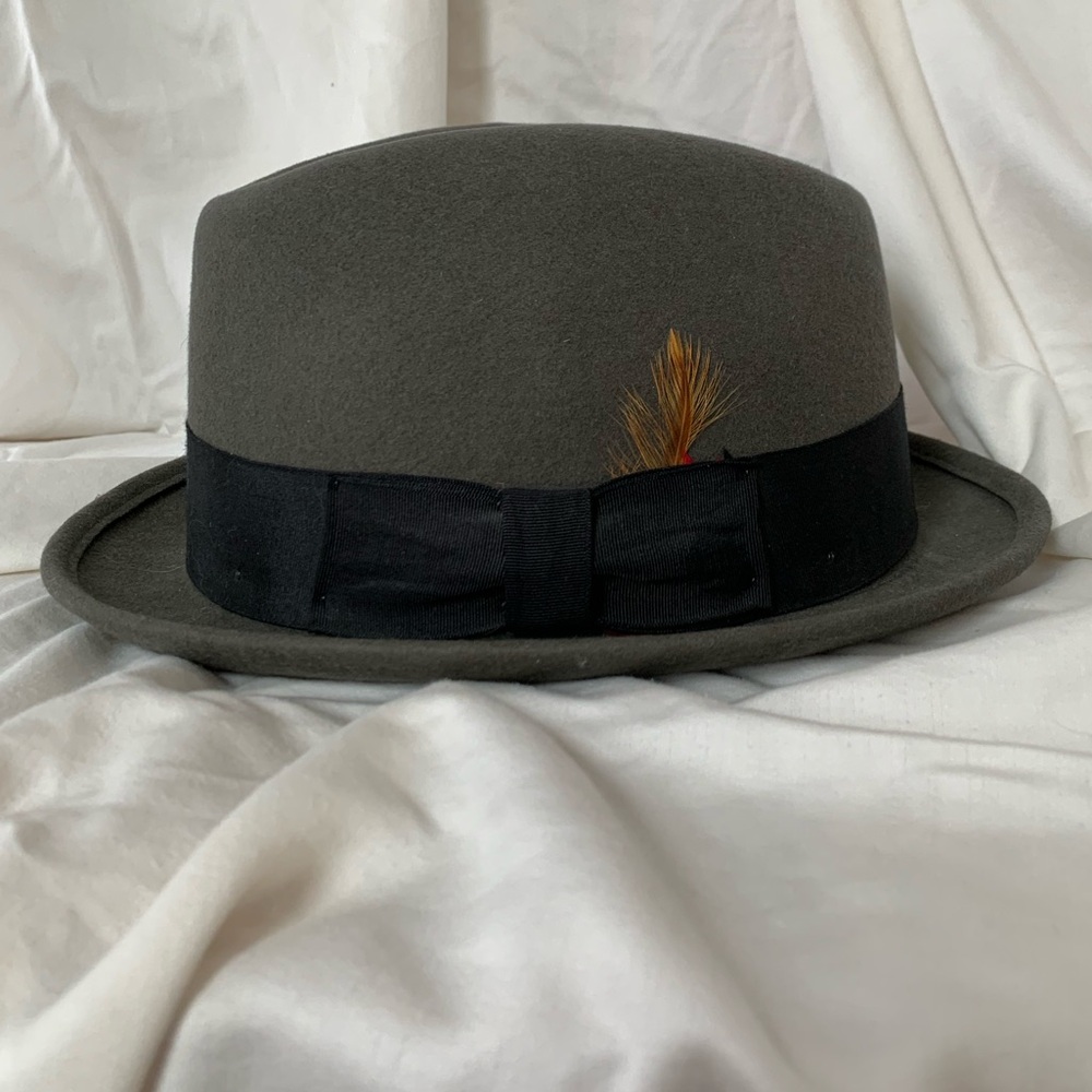 Wool Gray Fedora with Black Band and Feather Detail